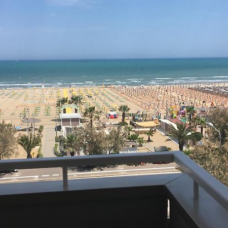 Appartamento Fronte Mare Rimini Ngoại thất bức ảnh