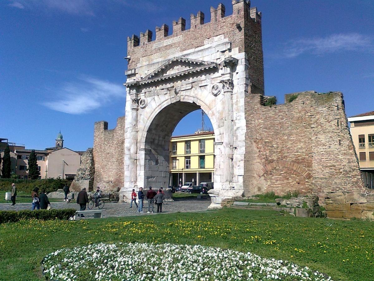 Appartamento Fronte Mare Rimini Ngoại thất bức ảnh