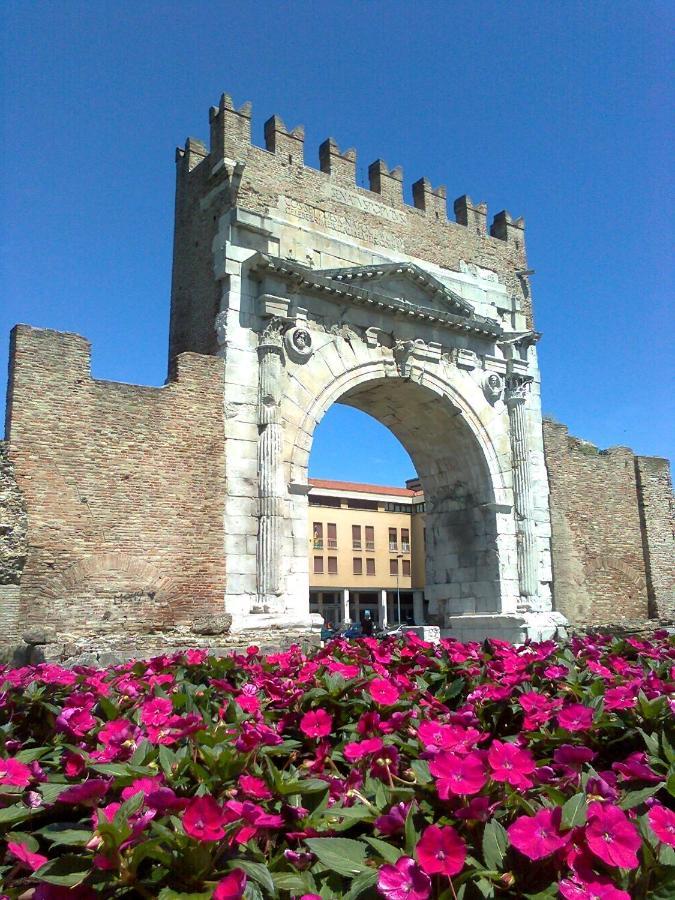 Appartamento Fronte Mare Rimini Ngoại thất bức ảnh